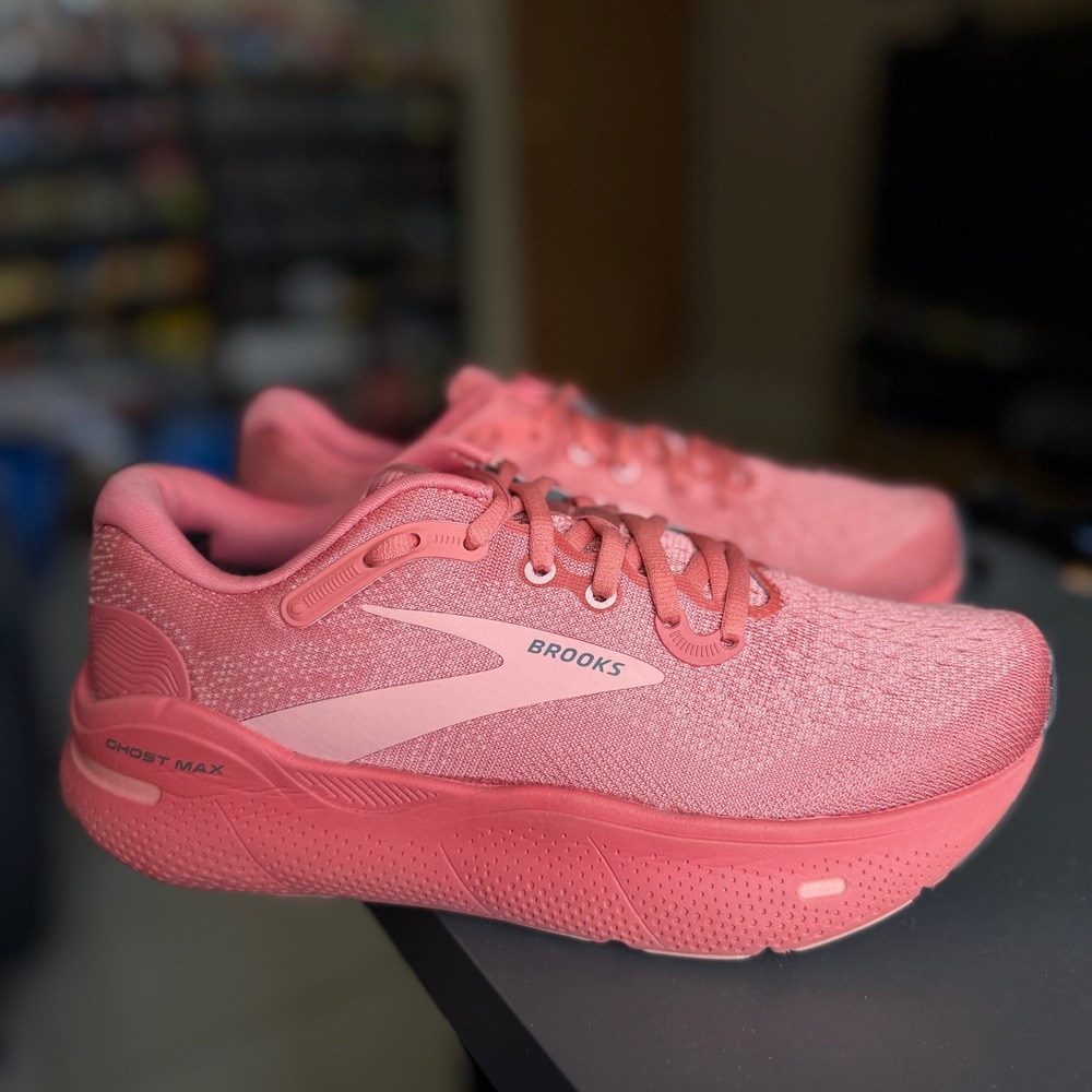 Brooks Ghost Max Running Shoes Womens 8 Pink Cushioned Sneakers 1203951B621 - Picture 2 of 10